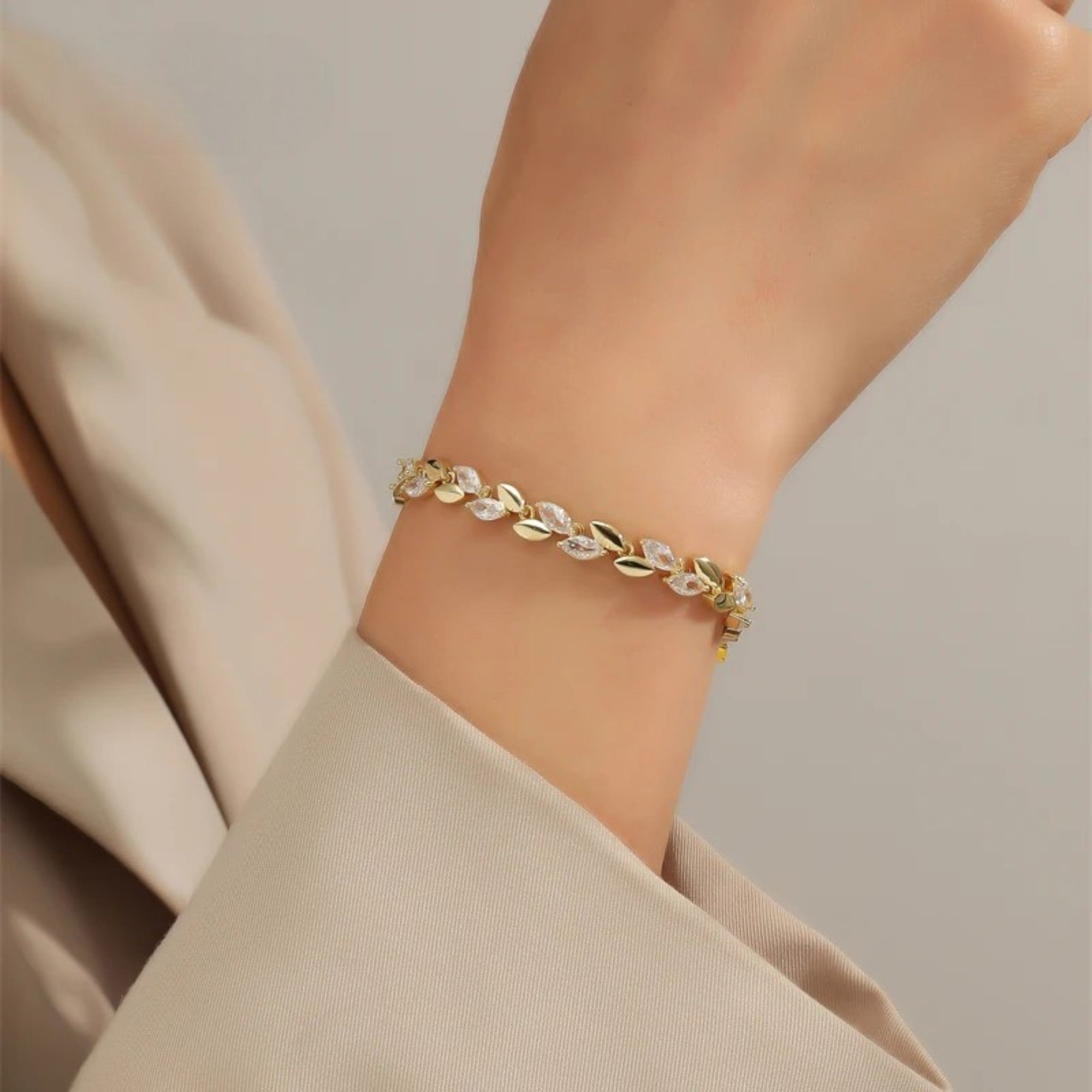Bracelet feuille marquise